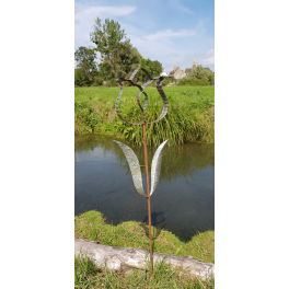 Tulipe avec Feuillage en Zinc sur Tige en Métal Rouillé 20xH.120cm