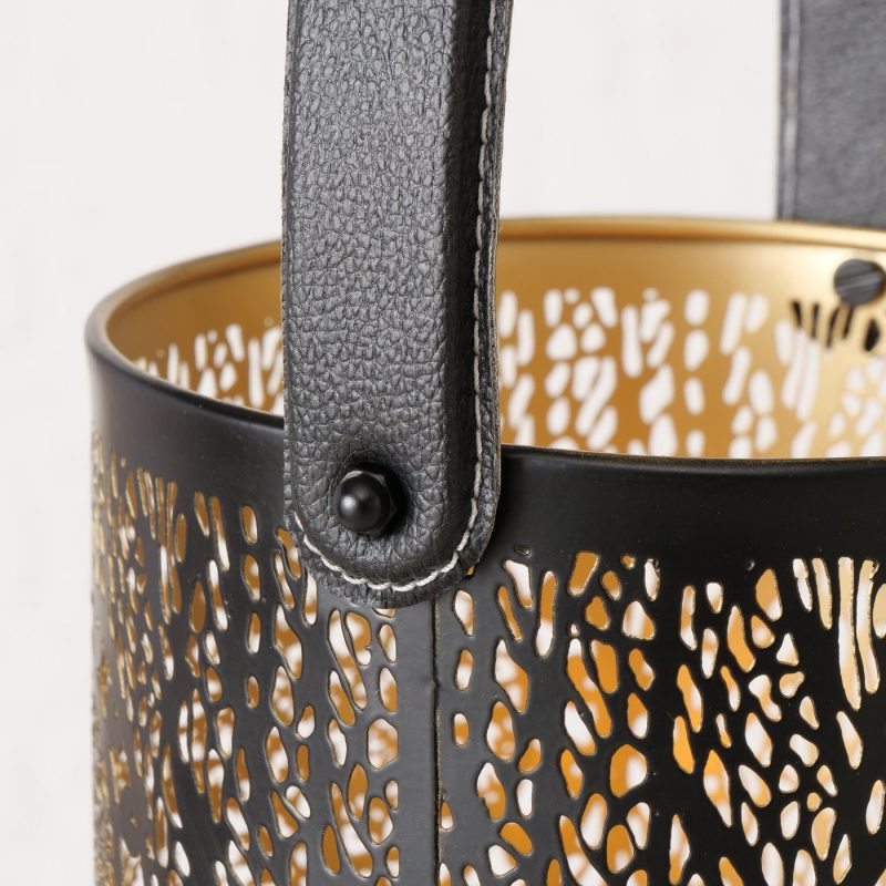 Lanterne Forlo en Métal Noir et Or, Anse en Cuir Décor Coeur Forestier H.30cm – Image 4