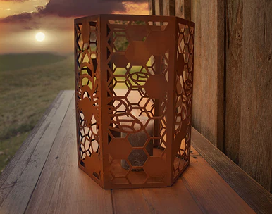 Lanterne aux Hexagones Ajourés en Métal Rouillé 24xH.31cm