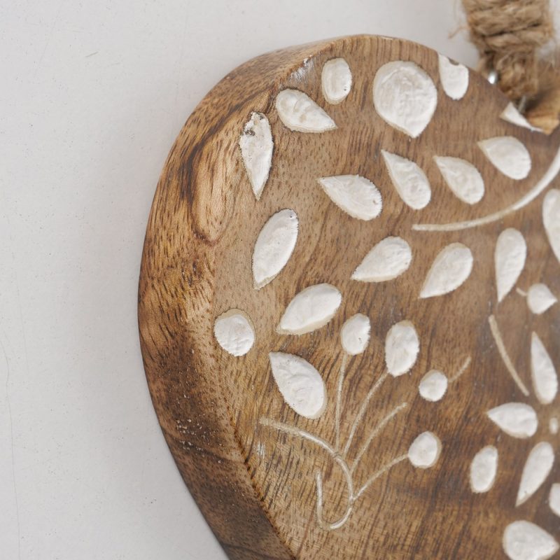 Pendentif Coeur "Siores" Décor Floral en Bois de Manguier 2 Modèles au Choix 14x14cm – Image 7