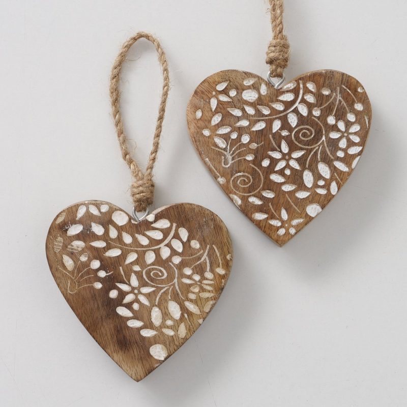 Pendentif Coeur "Siores" Décor Floral en Bois de Manguier 2 Modèles au Choix 14x14cm – Image 6