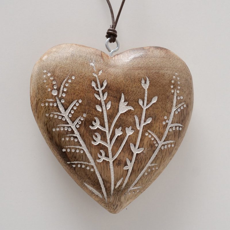 Pendentif Coeur "Fjona" en Bois Manguier Décor Floral H.10cm – Image 2