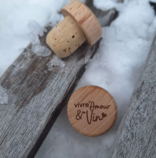 Bouchon de bouteille en bois "Vivre d'amour et de Vin"