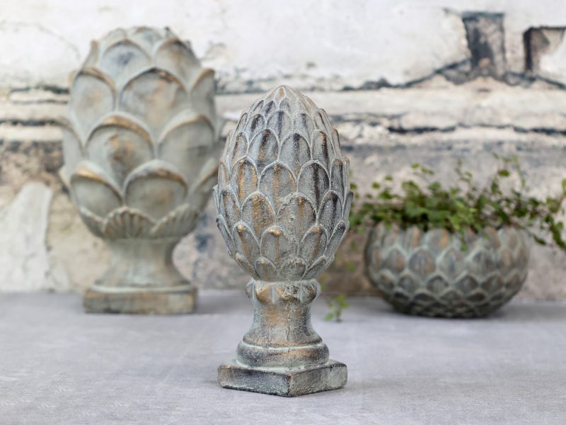 Pomme de Pin “Noyon” en Ciment Opale ø10xH20cm – Image 4