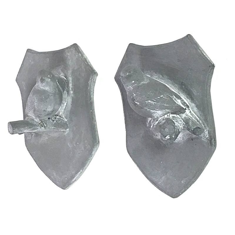 Plaque Murale «Oiseau sur Perchoir» en Ciment Gris L.13 x l.6 x Ht.18 cm, 2 Modèles au Choix