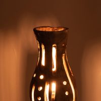 Lampe "Elisabeth" en Bois Naturel 26,5x26,5x48cm – Image 2