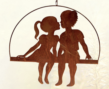 Pendentif Enfants Assis en Métal Rouillé 60cm