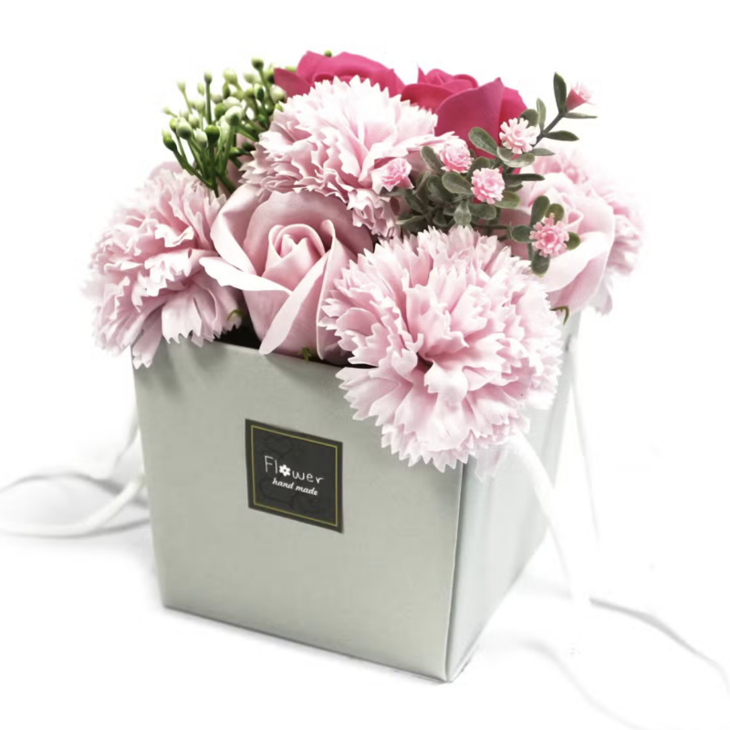 Bouquet de Fleurs de Savon - Roses et Oeillets Roses 16x14x14cm