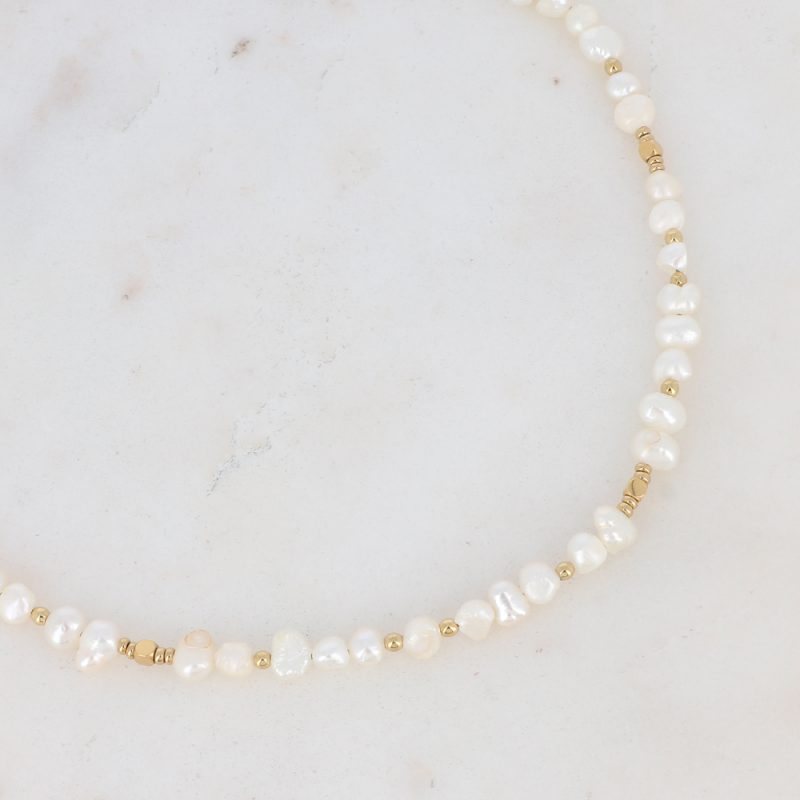 Collier Odysée doré avec perles d'eau douce