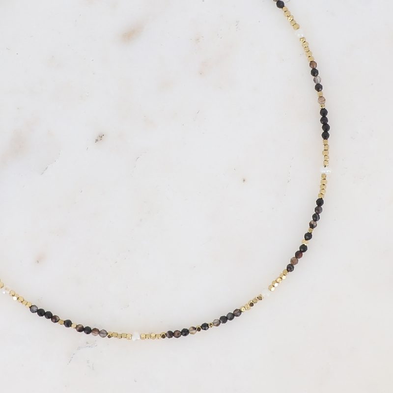 Collier Bracéline doré avec pierres naturelles Agates noires
