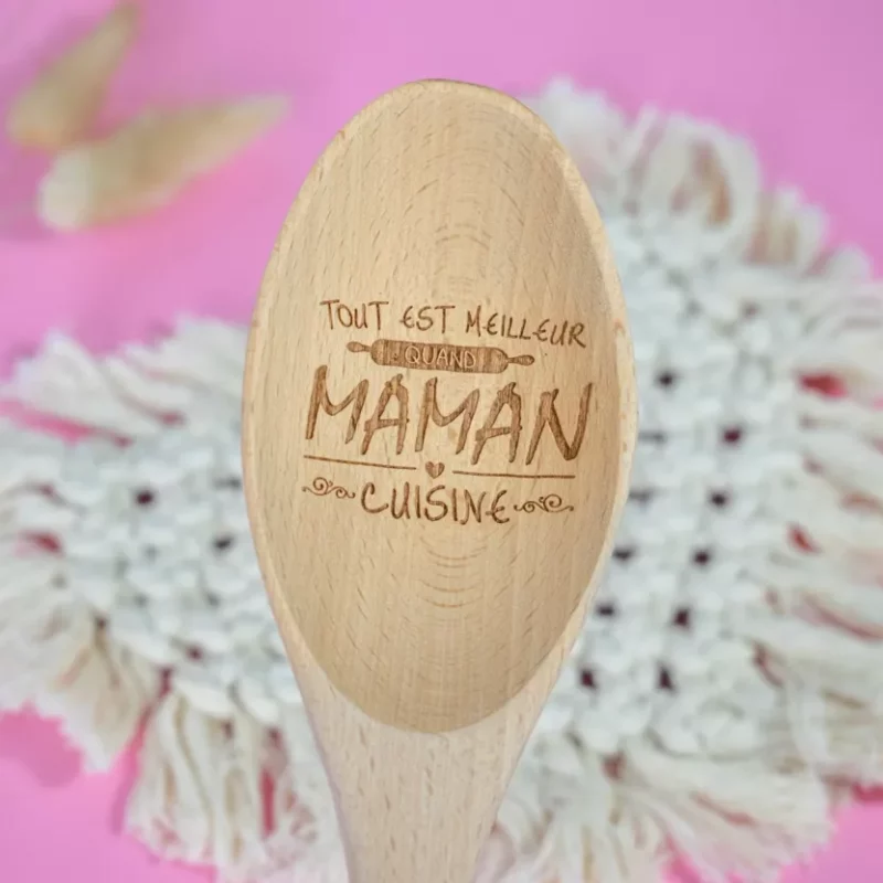 Cuillère en Bois de Hêtre "Tout est Meilleure quand Maman Cuisine"