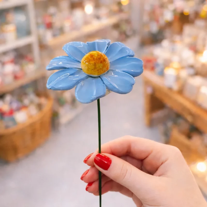 Marguerite Bleue en Céramique ø6-7cm sur Tige 29cm